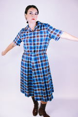 short sleeve midi dress women's vintage 1960's blue and brown plaid print with collar and half buttons