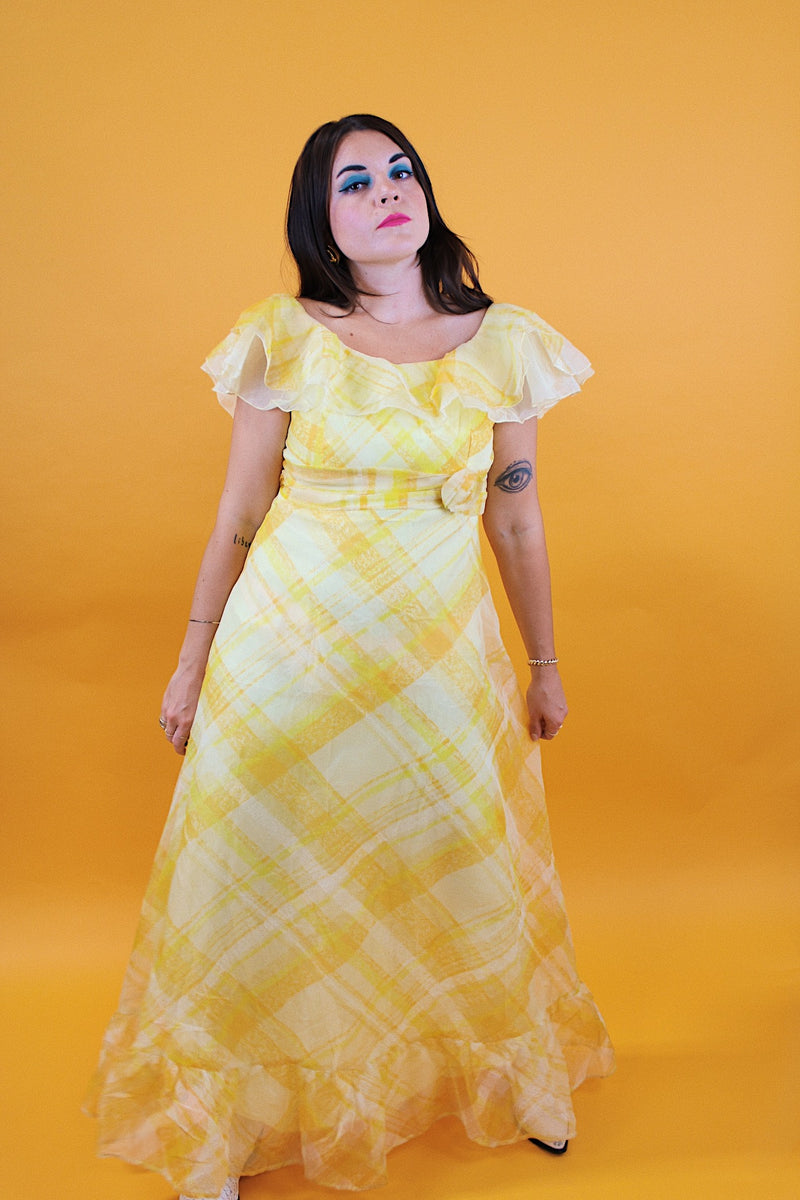 ankle length yellow plaid print dress chiffon with flower at waist and flutter sleeves vintage